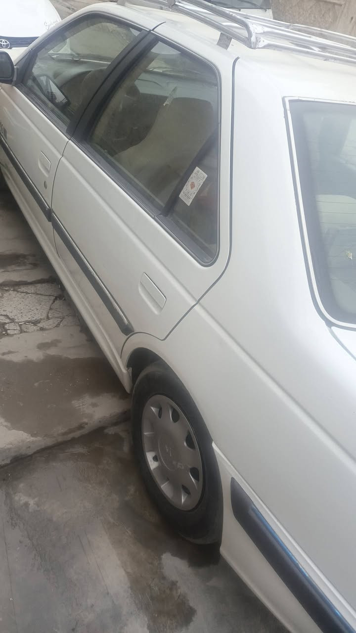 بيجو بارص 2020سياره كفاله كير مكينه تبريد
شاشه كامره منضومه زنون سياره جاهزه عده بيها 
ضربه فوك التاير الخلفي مبينه بل صوره وبارد يم الباب السايق  رقم دولي تحويل مباشر العنوان المشتل قرب اسواق فدوه هاتف *********** السعر 70
