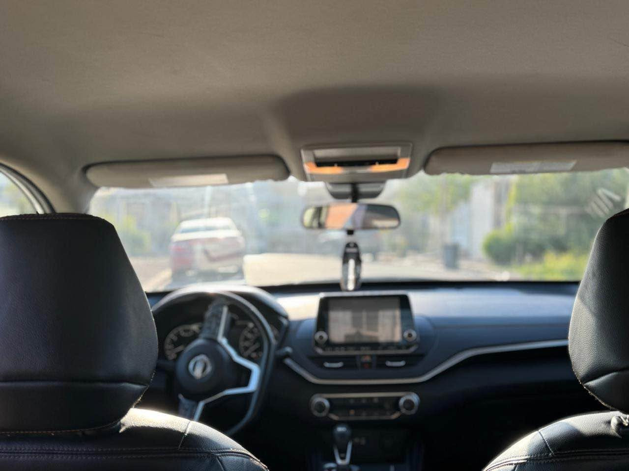 Nissan Altima 2020 SR 
 ئالتیما فول مواسەفات تەنها سلایدی نیە ٣ پارچەی هەیە جاملغی سایاق دەرگای سایاق و جاملغی لای سەکن دەرگای سایاق تۆزەک ژورێی گرتیە ئێسرباگ تەنها شانی تەقیە زۆر زۆر پاکەو دینار مەسروفی نیە 

رەقەم مۆبایل *********** whatsapp بۆ پەیوەندی.. أربيل, العراق
