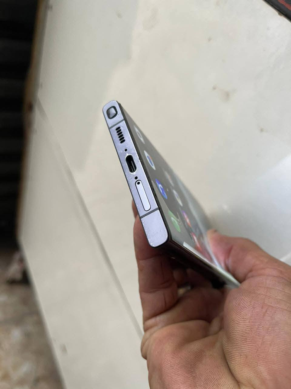 S22 الترا
جهاز جديد مكفول 

شرق أوسط 

ذاكره 256 خطين 

وياه شاحنه اصليه السعر 500 الف 

عنواني ناصريه مركز. *********** واتساب
