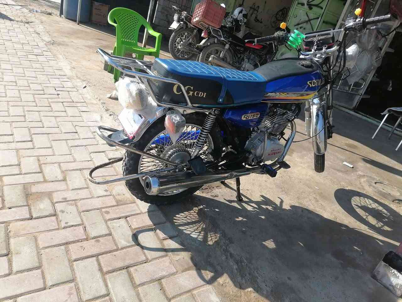 السلام عليكم
سيفان  وزن ثقيل  شرط»»»» 
الاصلي  باب اول0.1 نضافه فول»»» 
نشاط فول 🔥
طيران ✈️
محرك كيرشرط  نعومه فول»»»» 
كهربائيات كلها شغاله  »»»
 موطور مال جناي مامتعوب»»»» 
ملاحضه........ 
رجاءءء الموشراي لاتكسر بحلال ناس كلشي»»» 
 موجود بل سوك. 
السعر 360 وبي مجال بيع مستعجل 
الاتصال ***********««««
             ***********««««
المكان بيجي.
