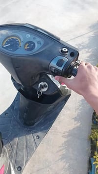 ثعلب للبيع الدراجه نكره كل وقت او هندر واحد الدراجه كفاله عام من كلشي ...