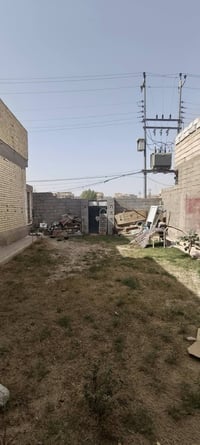 بيت للبيع الموقع حي السلام قطاع 16 خلف گراج الكوسترات المساحة 255 واقع...