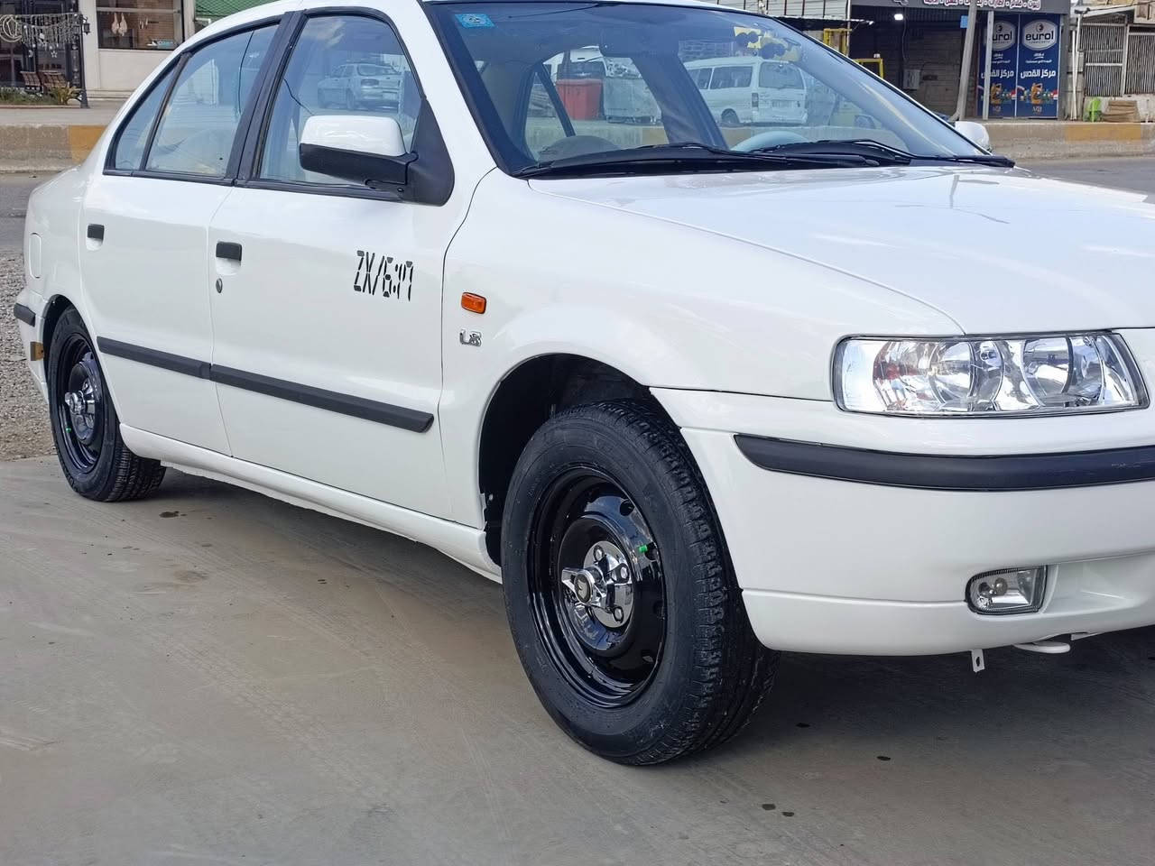 اسلام عليكم سمند 2012 السيارة كلش حلوه كير مكينة خير من الله تبريد تتفئة علة شغال تخم تاير جديد صدر أمامي خلفي جديد مشط جديد جامة أمامية جديدة مابيه كل نقص بسمي مشروع وطني رقم نكليزي مكان بغداد لسعر 44 وبي مجال رقم ***********
