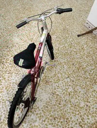 65  الف وبي مجال بايسكل نظيف وملو شغال  07701693680