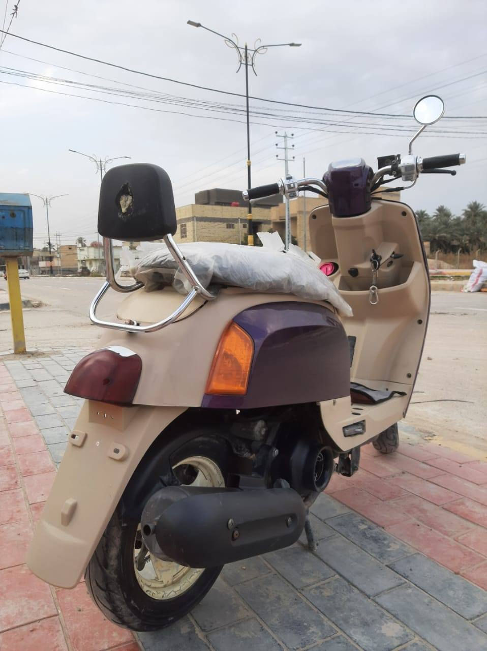 دراجة بوليسي نظيفة جدا مكينة رمبه ما مفتوحة عالفحص الدراجة برغي ما ناقصها ب٨٠٠ وبيها مجال بسيط رقم الهاتف *********** كربلاء
