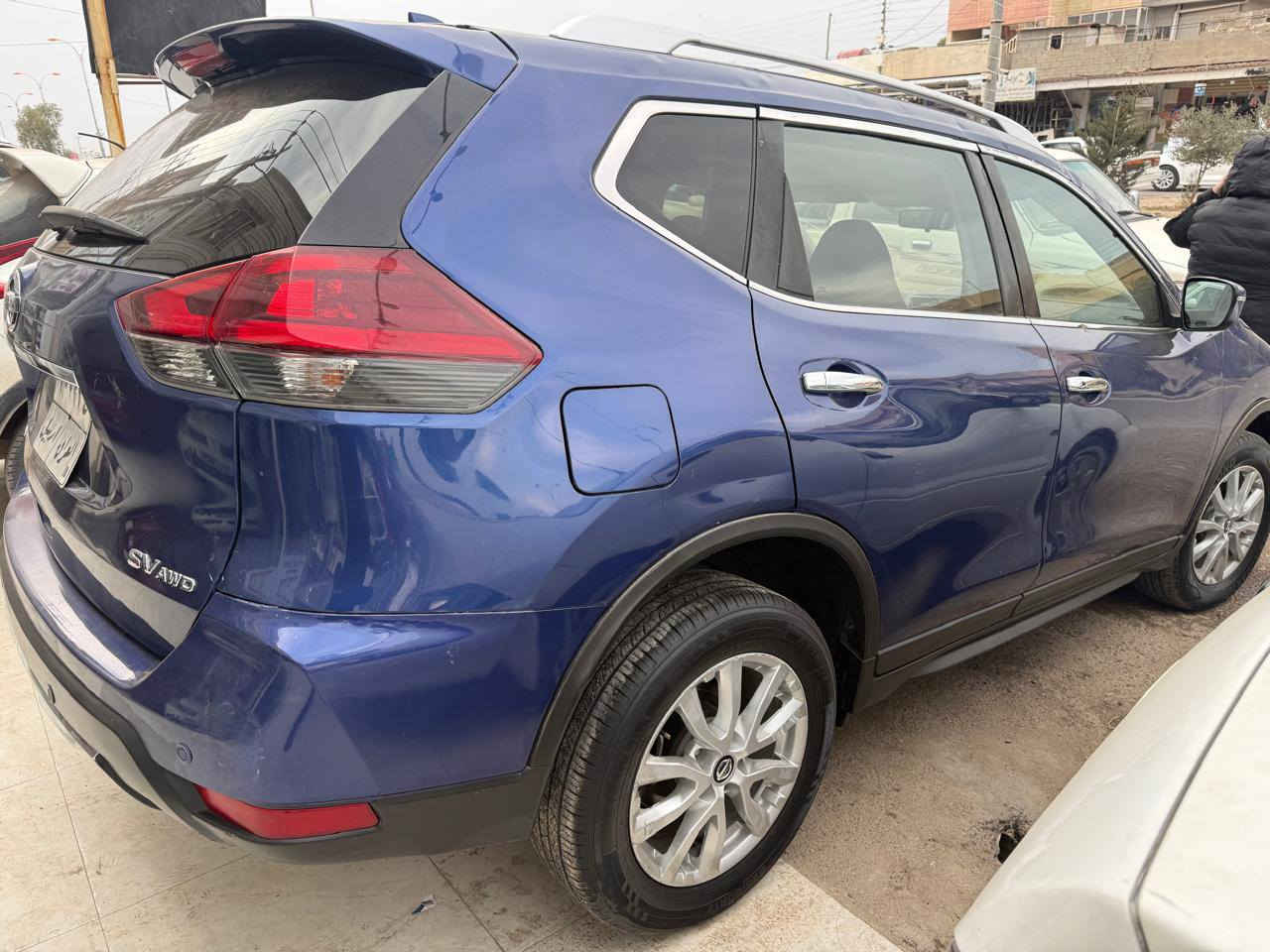 نيسان رؤك موديل2019 sv بينج بارجةى صبوغة لةگةل نيوسقف گيرو مةكينةو تةبريد و تقةو رةقة بةشةرت بى شانسى بشت و بيشى نيتى بةردى گزؤزى بةشةرت 27$خةرامةى لةسةرة سحر105$كةميك مجال*********** أربيل, العراق
