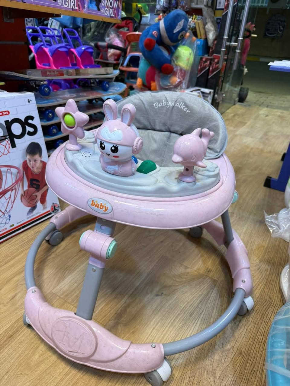 حجلة دائرية داير حديد  بأشكل و الوان مختلفة 
تمتاز بالقوة و المتانة 

تحتوي على موسيقى 🎵 وألعاب رائعة 👌🏽

يوجد #توصيل_جميع_محافظات_العراق 
#بغداد 5 الف #محافظات 5 محافظات  🚚 

📱 

#حجلات_اطفال #حجلة #حجلات_اشكال_والوان_مختلفه✌️💪 #لعب_اطفال _لالعاب_الاطفال


**إذا كنت صاحب هذا الإعلان وتريد حذفه لأي سبب، رجاءا أرسل رسالة إلى الدعم الفني**