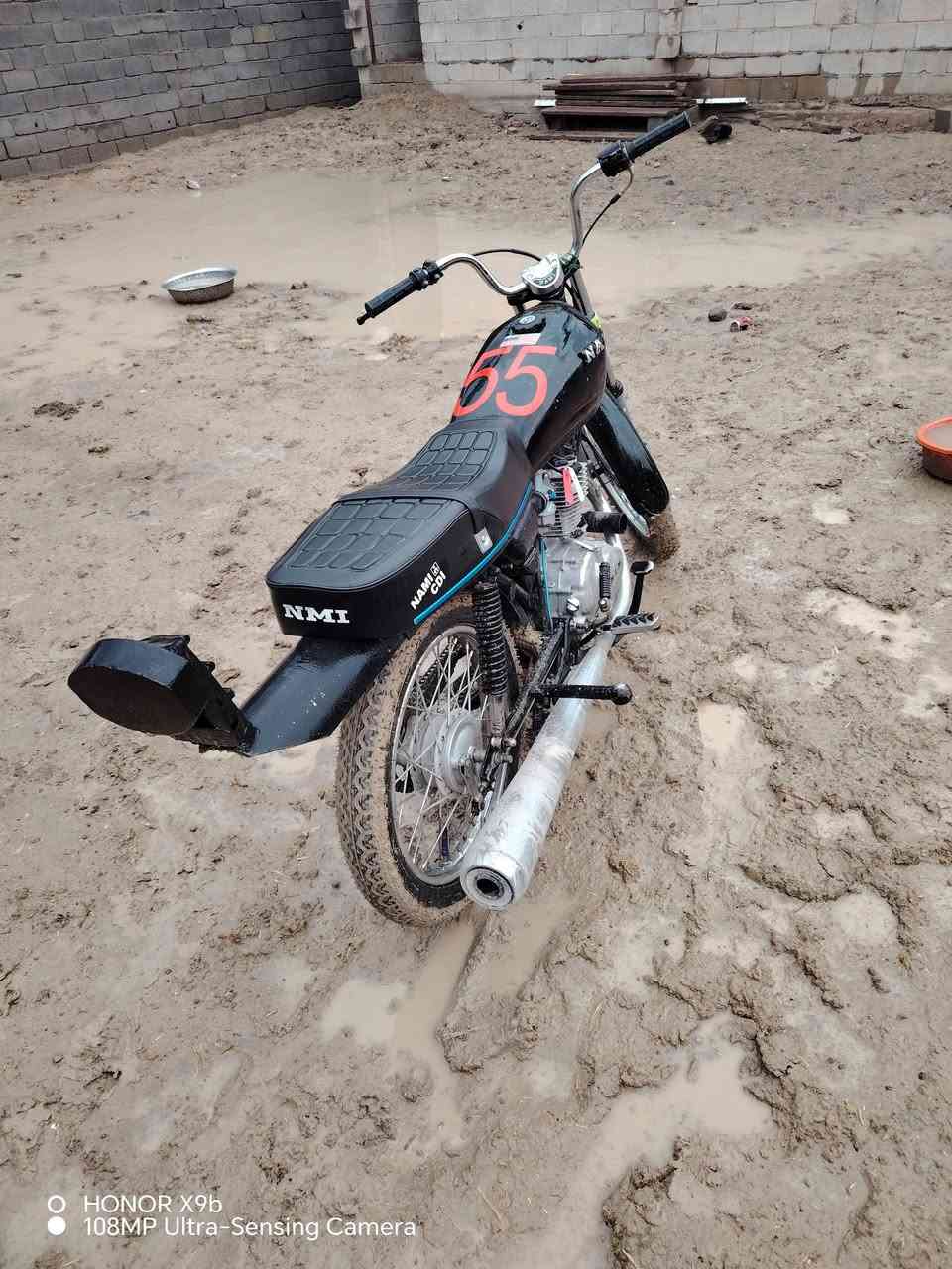 ا
السلام عليكم شباب١لبيع  نامه اترذ حرف امتياز دراجا نضيفا نشطا اوياله جديدا تايرات  ول كدام جدد الدراجا بيها عيب واحد بس كلك برقي نقص ما بيها المكان تقاطع السادا السعر 500وبيها مجال الطيبين هاذا رقمي بي واتساب ***********
