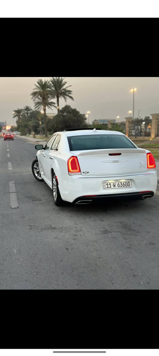 السلام عليكم
للبيع : اوباما C300
موديل :2017 اصل
لون : ابيض
ماشيه : 110 m
 فول مواصفات : بانورما / غرفه جلد بيجي / برده خلفيه / كشنات خزن / تشغيل عن بعد / لايتات زينون علي ناصي /
معروفه موصفات ال C 
حداديه جديده / تخم تاير جديد / ادامه المكينه جديده / ويل مكسيكي 
السياره جاهزه بدوون نقص 
داخله كلين للعراق 
صار بيها جاملغ امامي صوب السائق مبدل نفس اللون وبنيد بس مفتوحه براغيه / بارد قليل بالجاملغ الامامي / شوف السونار موجود بالمنشور 

العنوان : نجف 
للتواصل : ***********

السعر : 254$ بيها مجال قليل
