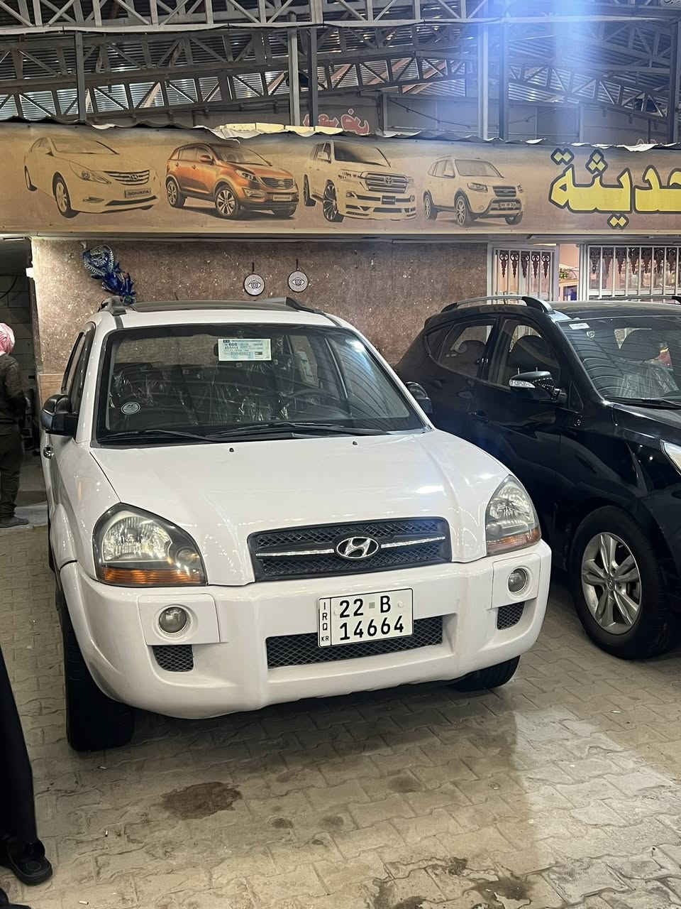 السلام عليكم توسان 2008 سياره مكفوله كفاله عده باب السايق شبر بي فقط فتحه فول موصفات ٤ سلندر فتحه سعره ١١٥ وبيه مجال بسيط النجف ***********
