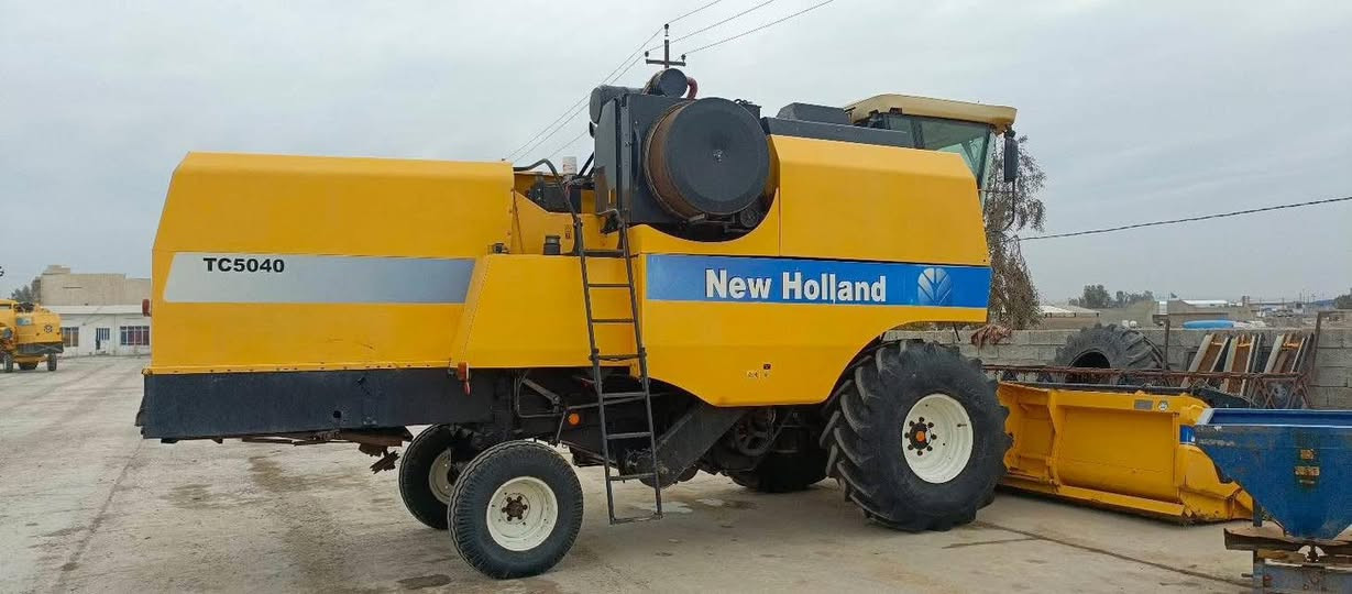 حاصودة للبيع
مواصفات :
*موديل 2012
*قايش 5040
*رقم واسط حور
*أوروبي بلجيكي اصلي
*مكفول كفالة عامة
العنوان : كركوك -قرب مطعم ميديا
رقم الهاتف :
***********
***********
