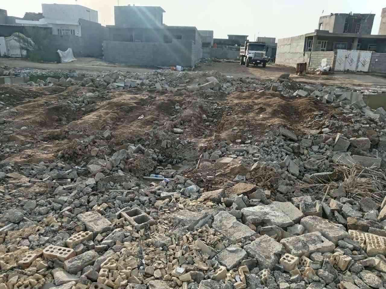 قطعة طابو زراعي مساحتها ٢٣٥م خلف حسينيه بيت عبود قرب ملعب هشام مسجلة بالبلدية 
للإستفسار أكثر مراسلة بوابة الزبيدية للعقار 
أو الاتصال 
***********
***********
