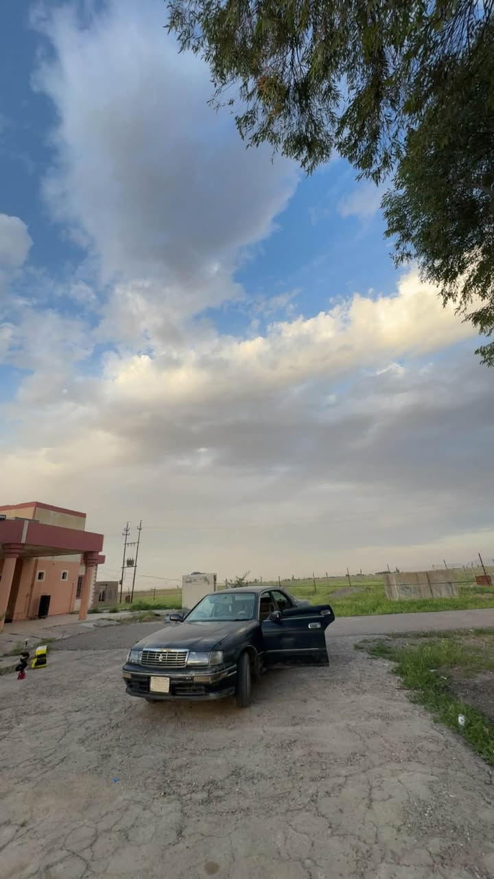 السلام عليكم سياره بطه حبل للبيع كير محرك شرط تايرات جدد الباقي شوف السعر 17 وبيه مجال الشراي يتصل ***********
