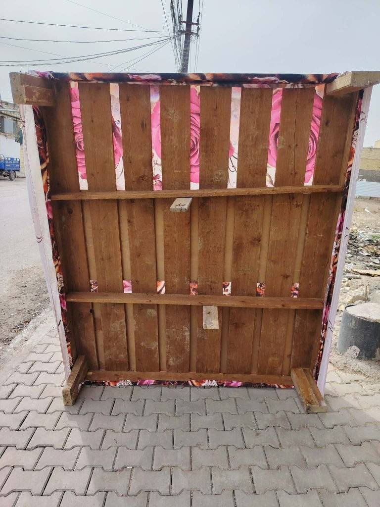 متوفر صوميا صاج نظيفة مستخدمة قياس مترتين وعرض متر و70 مكان بغداد شعلة السعر75 توصيل بغداد فقط


**إذا كنت صاحب هذا الإعلان وتريد حذفه لأي سبب، رجاءا أرسل رسالة إلى الدعم الفني**