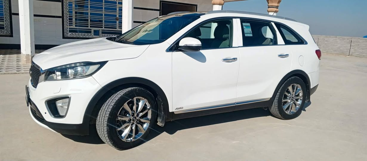 السلام عليكم / 
كيا سورنتو  اعلى مواصفات 1/1

الموديل 2015 رقم بغداد مشروع وطني

بأسمي تحويل مباشر ثاني يوم 

بيها فقط باب السائق و بارد بسيط

عداد المسافه 150 الف حقيقي

1-محرك 6 سلندر 

2-بصمة تشغيل + بصمة ابواب 

3-بانوراما طكتين 

4-فور ويل + مانع انزلاق 

5-تحكمات استيرن جهتين

6-ناقل الحركه (كير)  مكفول

7-كروز سرعه ومثبت سرعه بالستيرن 

8-تبريد 3 قطع + تدفئه تبريد بالكشنات

9-شاشة ترحيب

10-شاشه اعطال

11-يدات نيكل 

12-منظومة زنون

13-لدات امامي خلفي 

14-علامات سورنتو ترحيب بالدوسه

15-مري جانبيه شفط كهربائي

16-جرص سرعه عند (120)

17-كشنات جلد 

18-بصمات تشغيل 

19-اشارة ترحيب باليدات عند الاقتراب

20-كشنات اماميه تحكم كهرباء 

21-حساسات عدد (8) امامي خلفي 

22-ايرباكات 

23-كامره خلفيه 

24-شاشه صغيره لمس بلادي 

25-انظمة قياده 

26-نظام ايكو اقتصادي

7-27 راكب 

28-زراك لايت

29-بردات خلفيه 

30-مري قلاب 

31-منفذ شحن 12V+USB+AUX

32-ذاكرة خزن 

33-اريل نفكيشن 

34-عداد الكتروني 

35-جام اتو + حاكية بلوتوث

36-ويل كب كروم  

مكان السياره واسط الزبيدية رقم الهاتف‏

‪***********‬‏

لسعر 195وبيها مجال
