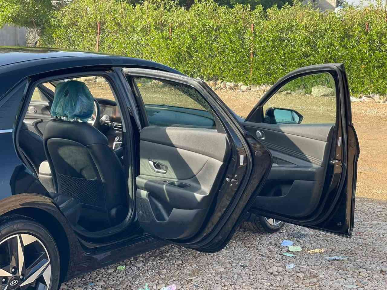 هيونداي النترا 2022
رقم اربيل 

وارد امريكي 

السعر  120 وبيها مجال بسيط 

محرك 2000 دوش المرغوب 

فول مواصفات 1/1

فتحة سقف

تدفئة كشنات 

انارة داخلية متغيرة الالوان

تدفئة ستيرن 

بصمة تشغيل + بصمة ابواب + تشغيل عن بعد

رادار امامي + جانبي + خلفي 

تحديد مسار 

مراقبة نقطة عمياء 

3 انظمة قيادة ( Eco + Normal +Sport )

جنطة ذكية تفتح عند الاقتراب 

مانع انزلاق 

شاشة تدعم كار بلي + اندرويد 

ويل كب 

لد نهاري 

تحكم ستيرن 

كروز سرعة 

اوتو بريك ( نظام البريك التلقائي للطوارئ ) 

بعد بيها مواصفات 

السيارة بيها قطعة صبغ وحدة فقط ( البنيد بدون دواخل )

السيارة جديدة ما بيها اي نقص 

رقم اربيل تريد تحويل تريد وكالة اني حاضر 

مكان السيارة موصل حي الوحده

رقم الهاتف ***********
