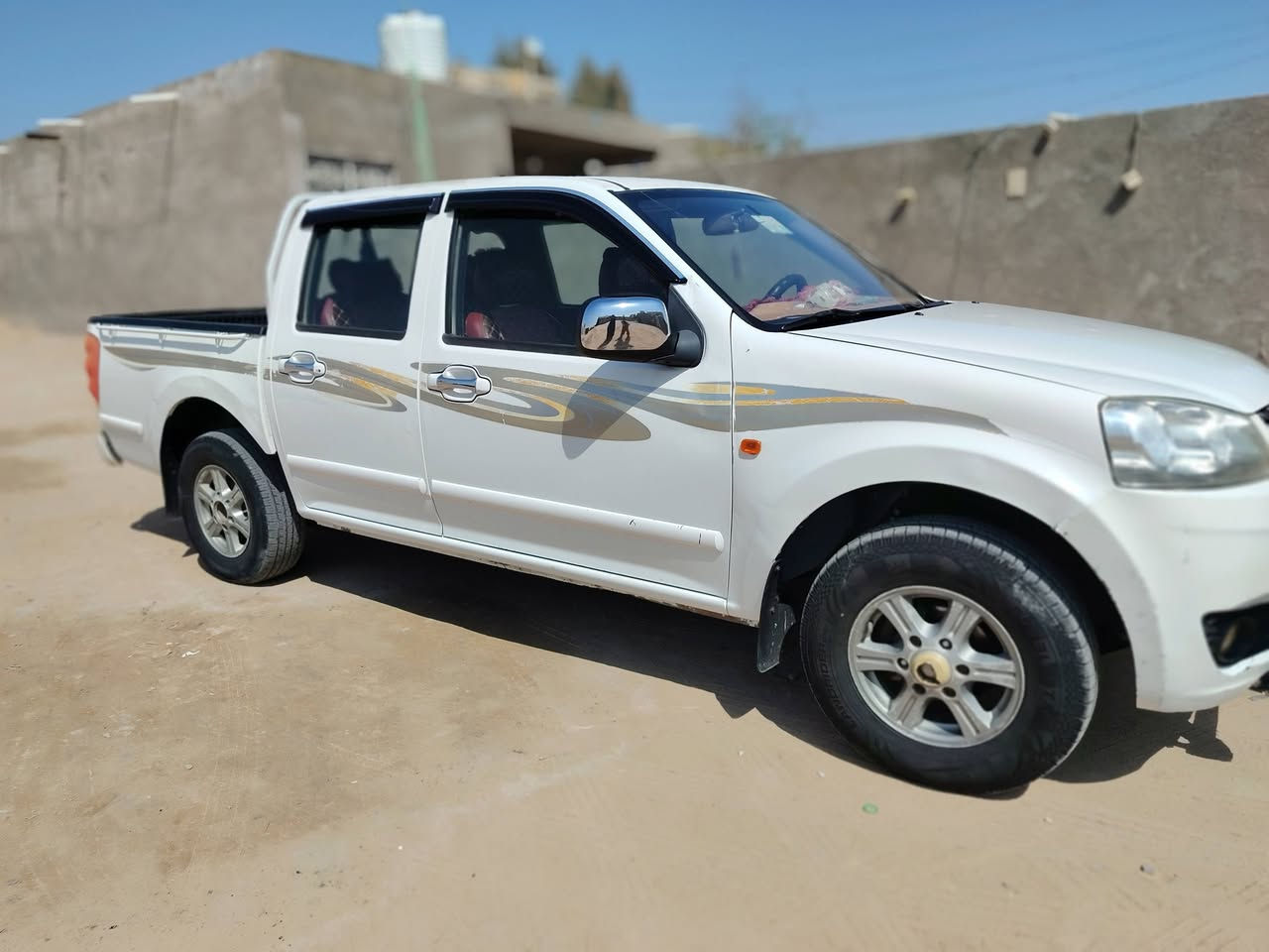 بيكم كريت ويل موديل 2016 سياره مكفوله  محرك مكفول كير مكفول رقمها نجف المكان النجف لاشرف رقم صاحب سياره مامتواجد علئ الفيس  ***********
***********
