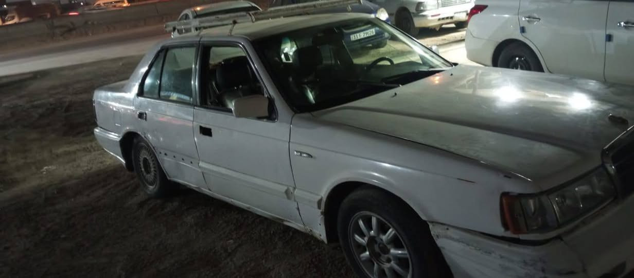 سيارة جاهزة وجديدة وبيهه كازكت وبسمي سيارة كل شي شغال بكاني كرادة *********** سعر 20
