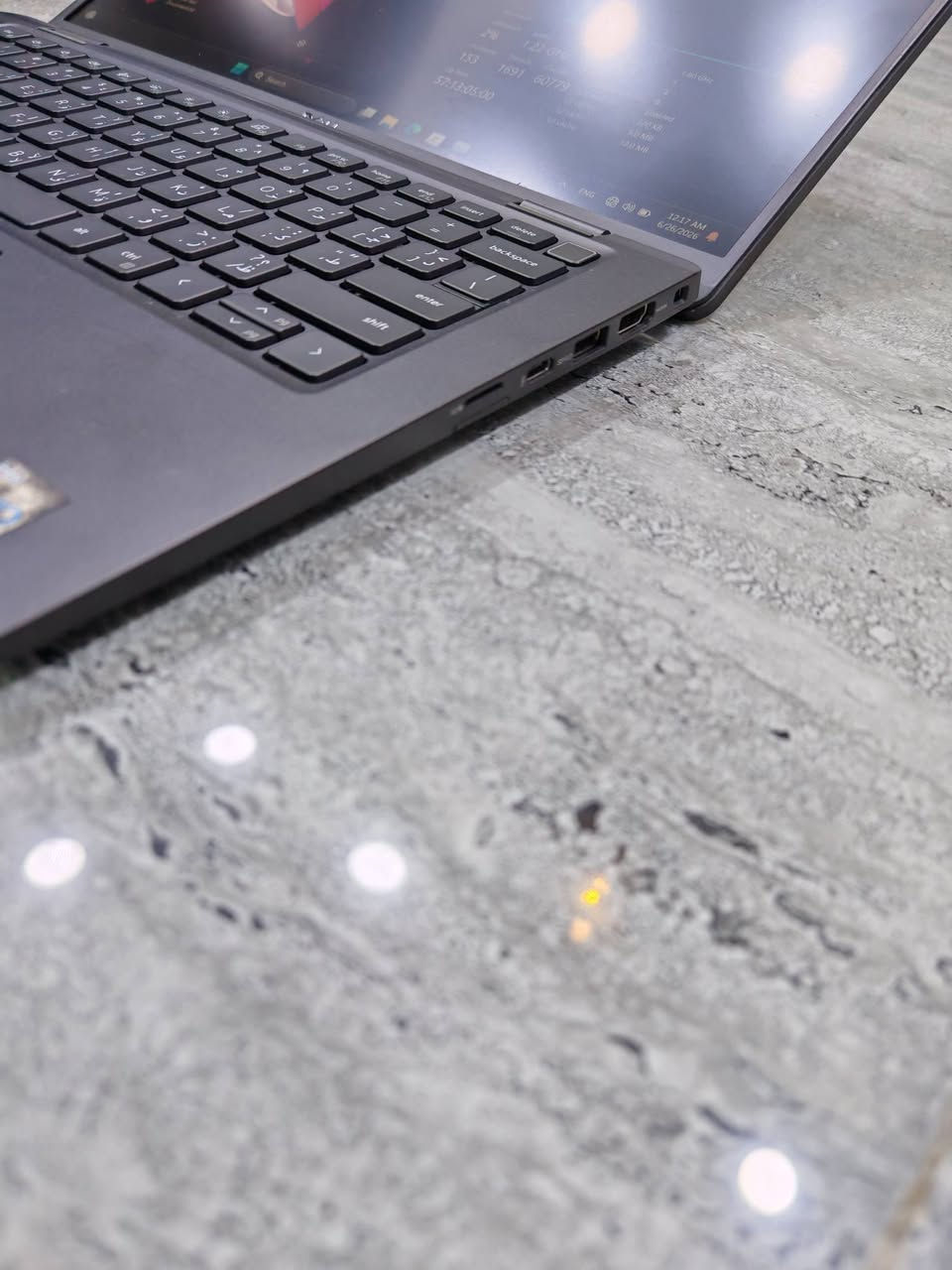 🔥 أداء جبار وحجم مثالي! لابتوب Dell Latitude 7420 متوفر الآن 🔥
​لابتوب من فئة الأعمال الراقية يجمع بين قوة الأداء، سرعة الاستجابة، والمتانة، بسعر مميز جداً! 💻✨
​📌 المواصفات والمميزات:
​المعالج: Intel Core i7 (الجيل 11) - قوة مطلقة لإنجاز المهام الثقيلة.
​الرام: 32GB DDR4 - الأسرع لتعدد المهام وتشغيل أثقل البرامج بسلاسة وبدون تقطيع.
​الهارد: 256GB SSD NVMe - لسرعة فائقة في إقلاع الويندوز وتحميل البيانات.
​الشاشة: 14 بوصة - الحجم العملي الأفضل للتنقل، مع حساسات دوران لتعديل اتجاه الشاشة تلقائياً.
​الأمان: مزود بحساس بصمة الوجه (Face ID) لتسجيل دخول سريع وآمن.
​التصميم: متين، خفيف الوزن، ومصمم ليتحمل ضغط العمل اليومي.
​💰 السعر: 550 ألف دينار عراقي فقط!
​📍 العنوان: بغداد - شارع الصناعة - مجمع الرياش - مكتب اليسر.
​💬 للحجز والاستفسار:
نسعد بتواصلكم عبر رسائل الصفحة، أو واتساب على:
📞 ***********
​#ديل #لابتوب #Dell_Latitude #مكتب_اليسر #شارع_الصناعة #بغداد #عروض_لابتوبات
