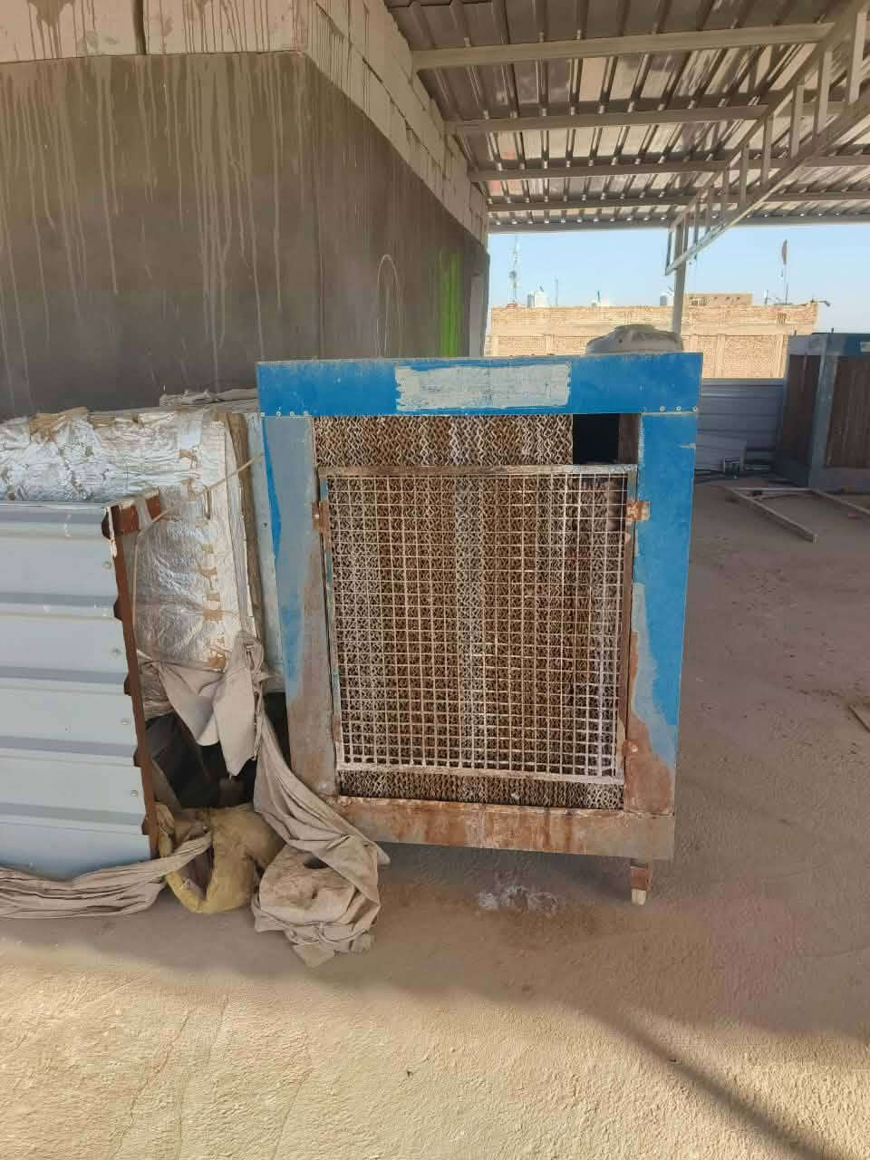 اغراض للبيع كلشي شغال الرد فقط عله الاتصال ***********
