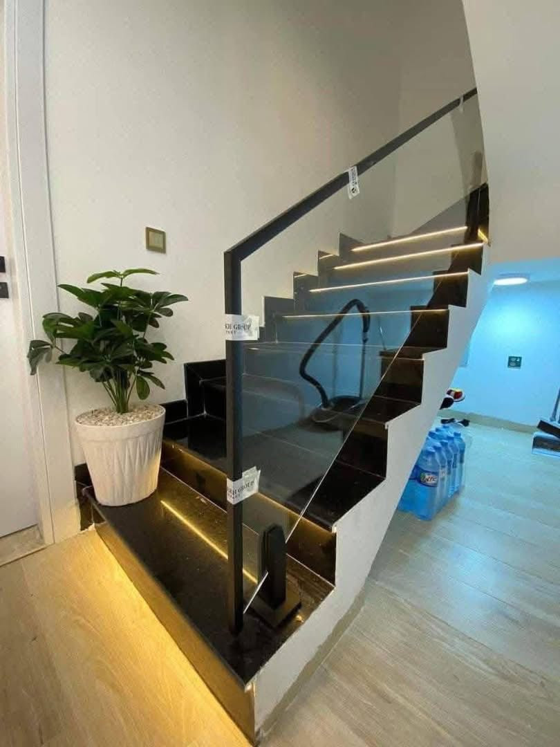 🏡 كمّل كشخة بيتك.. بمحجرات وشغل معدل! ✨
وفرنالك أحدث الموديلات اللي تجمع بين الأمان والفخامة، وتعيش وياك عمر.

​🛠️ خاماتنا: حديد ⛓️ | زجاج 🪟 | عاج 🏛️ | ألمنيوم 🚪

​✅ الزبدة إلك:

​شغل نظيف ومتين: يلوگ لذوقك، يأمن عائلتك، وينسيك الصيانة.

​أسعار : تبدي من 60 ألف لـ 225 ألف للمتر (حسب الموديل والكمية.. وما نقصر وياك).

​📍 مكاننا: النجف الأشرف -

📞 خابرنا وحاضرين: ***********

إرسال رسالة على واتساب
