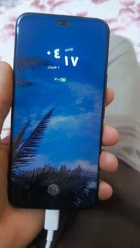 هونر ٤٠٠ برو ذاكرة ٥١٢ رام ١٢+١٢ لون اسود فحمي كامل ملحقات للبيع او مر...