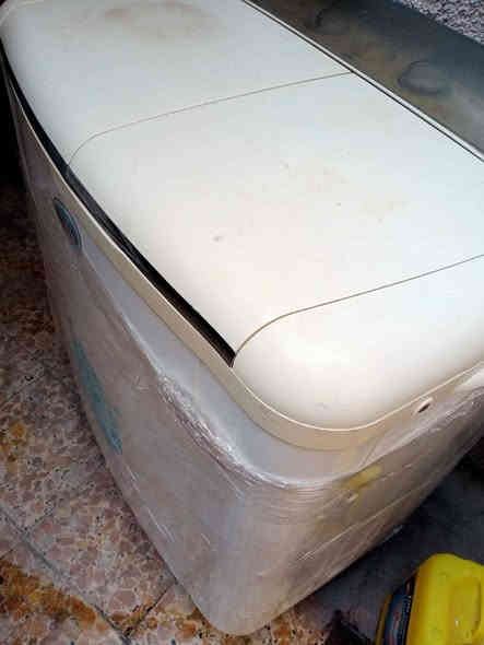 غساله حوضين غسل وتنشيف شغاله وعلى الفحص يوجد توصيل 
*********** بغداد
