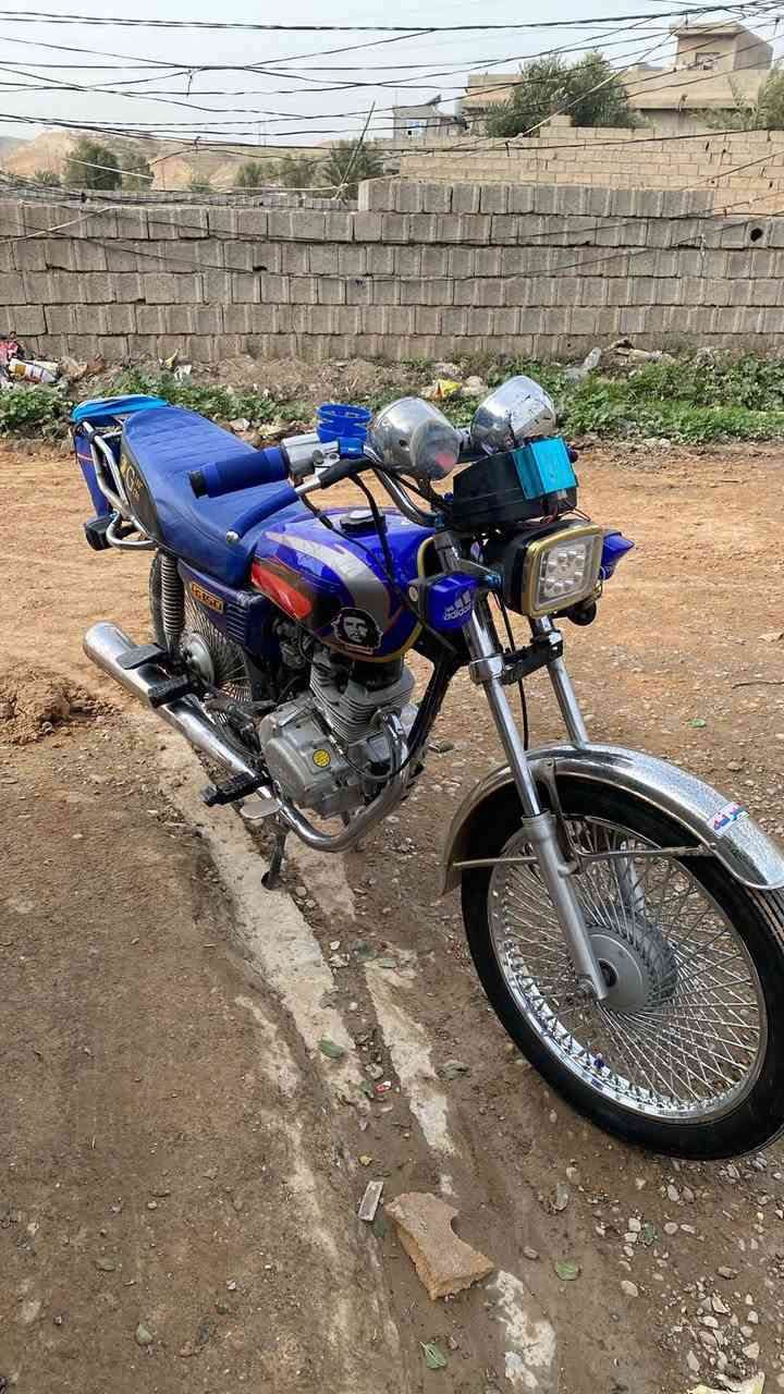 دراجه للبيع أربعه كير كهربائيات شغل.  دراجه كل عيب مابيهه هاذه رقمي ***********سعر ٣٥٠  متروس شعندك نزل
