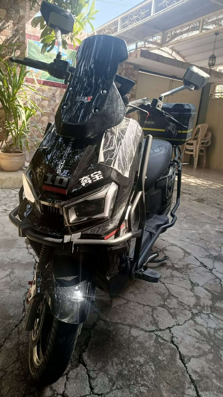 ماطور شحن للبيع كدام العين كلو شرط نظافه فوال موصفات فوال مثبت سرعه اربع نمر ست بطاريات مانع انزلاق مثبت انحدارت لايت زنون مليان موصفات العنوان موصل حي النور للتواصل *********** بي واتساب
