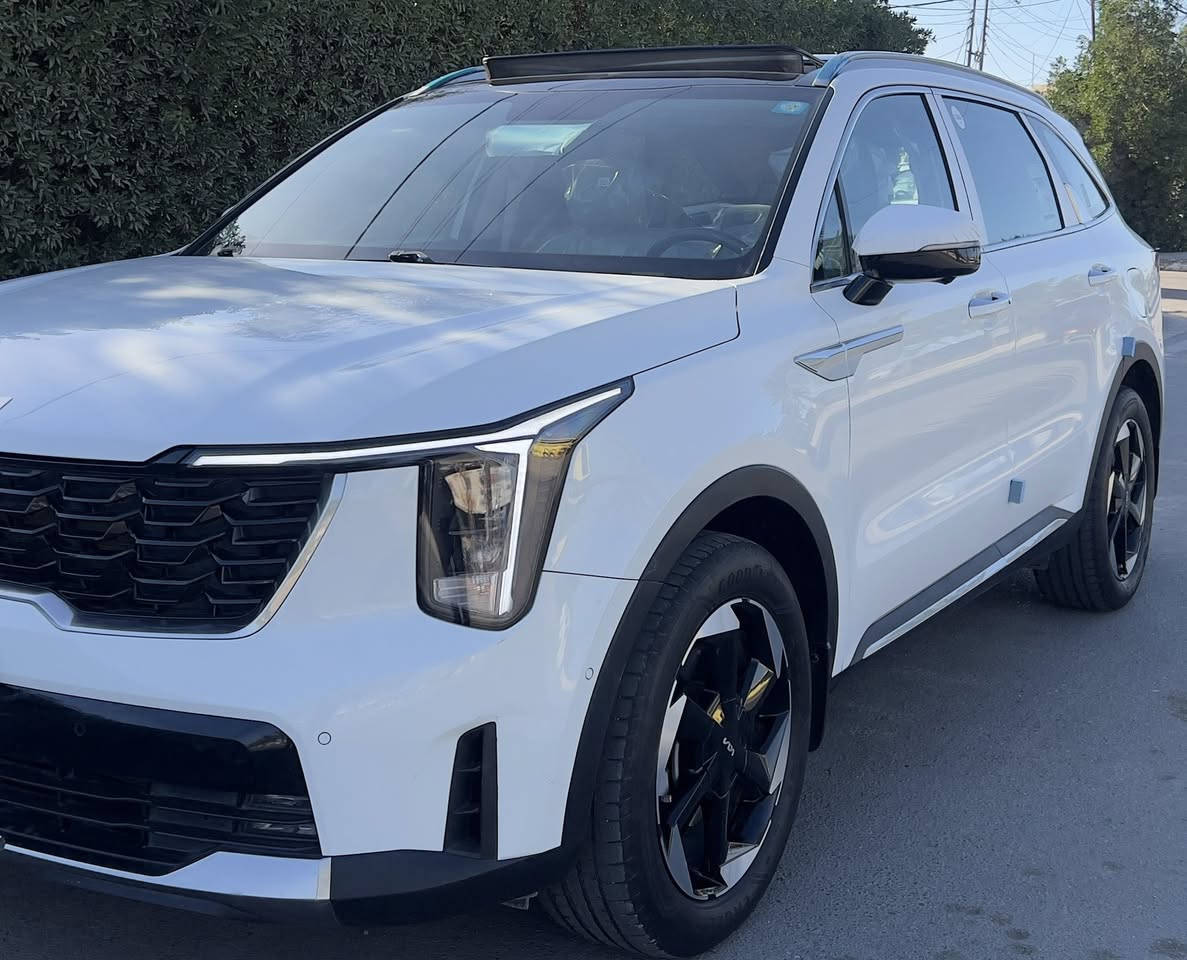 السلام عليكم 
سورنتو 2024 فول مواصفات اعلى فئه خليجي مكفوله كفاله عامه لا صبغ لا ضربه لا تبديل لا بارد لا شخوط لا رصعات ماشيه 31 الف رقم بغداد بأسمي مشروع وطني 
المواصفات 
بصمة 
فورويل 
5 كامرات 
كشنات جلد + تدفئة تبريد
كير ماوس
اوتو بريك 
هند بريك بصمه 
عداد دجتل 
اوتو هولد
كشنات كهرباء
مري شفط 
جنطة كهرباء 
شاشة جبيره
حساسات امامي خلفي
درايف مود 
6 سلندر 3500 
كير 8 نمر 
7 راكب
3 قطع تبريد
وبعد بيها هواي مواصفات 
السعر 338 ورقة وبيها مجال
الرقم *********** 
مكانها بغداد
