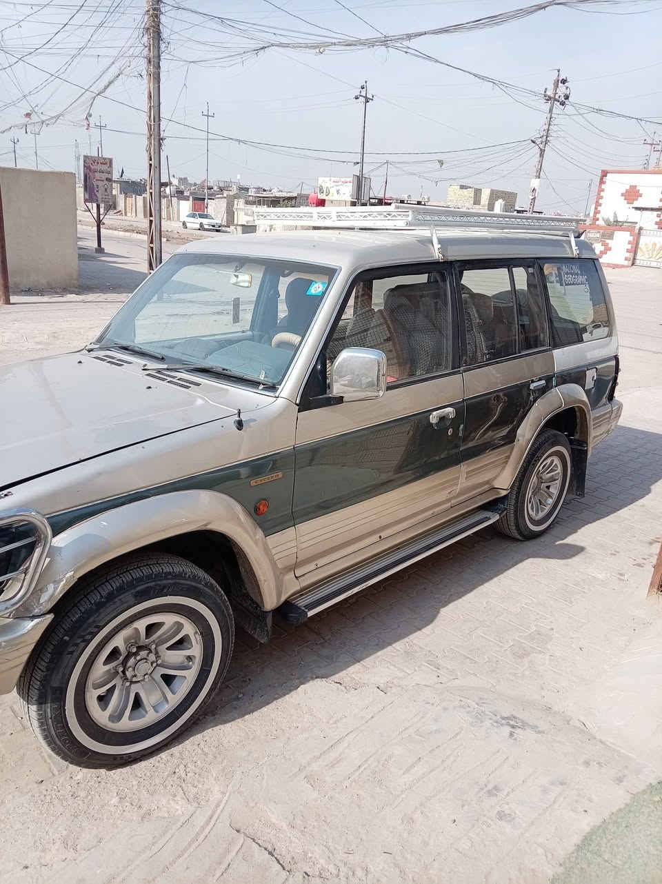 السلام عليكم باجيرو ٩١ بغداد بسمي مكينه و كير ٣٠٠٠٠ بطه نعمه من الله وحدادي  تخم تاير َكهربايات كله شغاله وشاشه العنوان ميسان حي العسكري السعر ٥٨ بيه مجال الموبايل ***********
