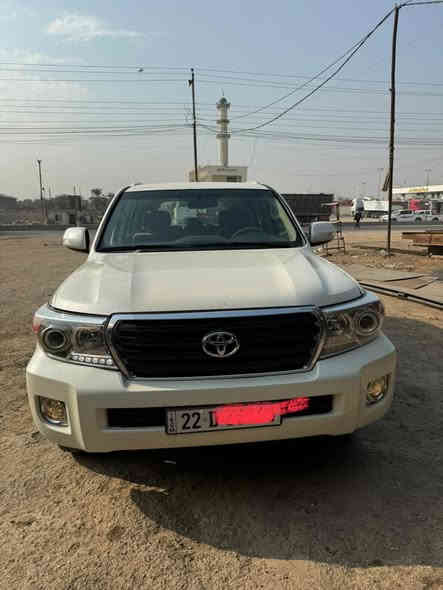 السلام عليكم 
لاندكروز 2013  كاز 8 سلندر رقم اربيل الجديد  سياره جانت مدرعه ومشيول الدرع منها بأسم شخصي غير مدرع في السنويه 
تخم تاير جديد سياره بدون صبغ ماشيه 91 الف حقيقي مكان السياره بغداد سعر 245$ للاستفسار ***********
