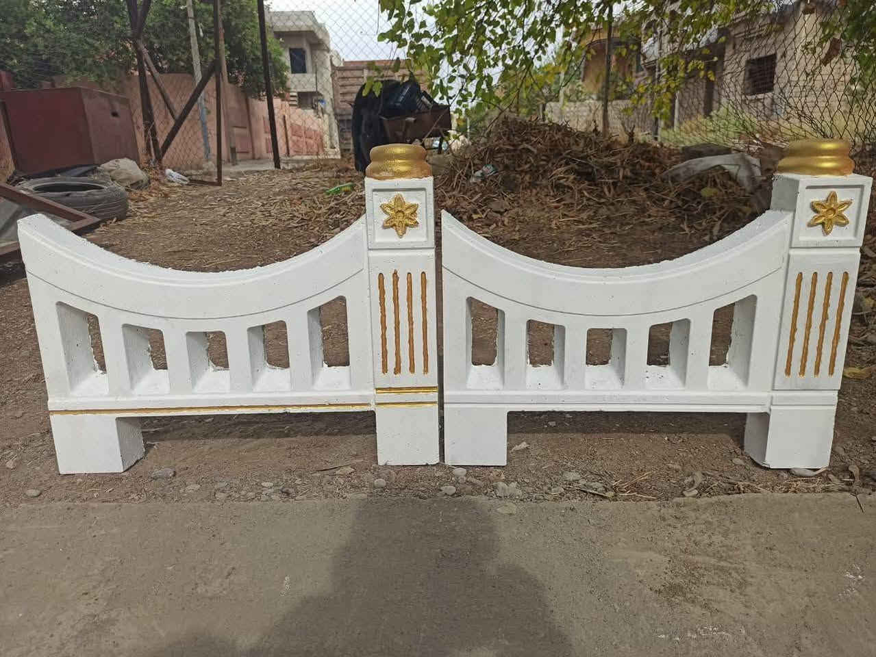 السلام عليكم 
قوالب مال حدائق كلش حلوات 
ارتفاع 40طول 60
سعر القالب 30الف 
مكان الشرقاط الايسر قريه عويجيله 
***********
