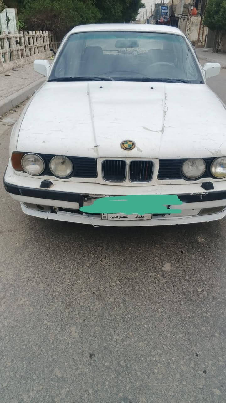 السلام عليكم
BMW 525 للبيع السعر 28 ورقة
عليها غرامه ٣٠٠ اني ادفعها
رقهما بغداد باسمي
مكينه خير من الله بس الكير بي اختلاف بالنمر
واي استفسار مراسلة على الصفحة أو على الرقم
***********

