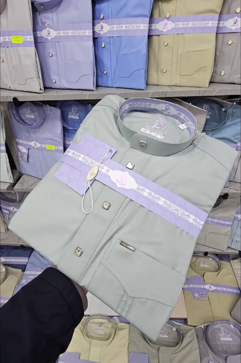 يم الترف خلّي لبسك من عدنا … والأناقة علينا 

✅   من ماركة المشايخ 

          معدني والردن فلات  ( بجميع القياسات ) 

           توصيل بغداد فقط 🚗🚗
          
للطلب : *********** 

          
او تحبون تنورونا كل الهلا بيكم 
العنوان : بغداد / الرئاسة شارع 20 - مجاور سنتر المصطفى
