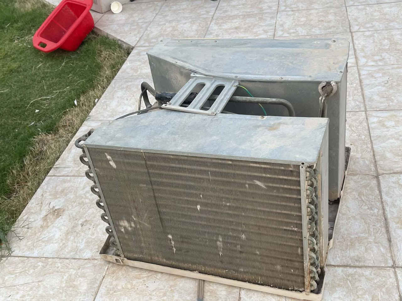 مكيف  جنرال الكويتي الاصلي
المكيف للبيع كلش نظيف والدفع مالته مو طبيعي كلش قووي وبارد 

للبيع مكاني  كربلاء مجمع الغدير السكني  سعره ٢٣٠ وبي مجال قليل ***********
