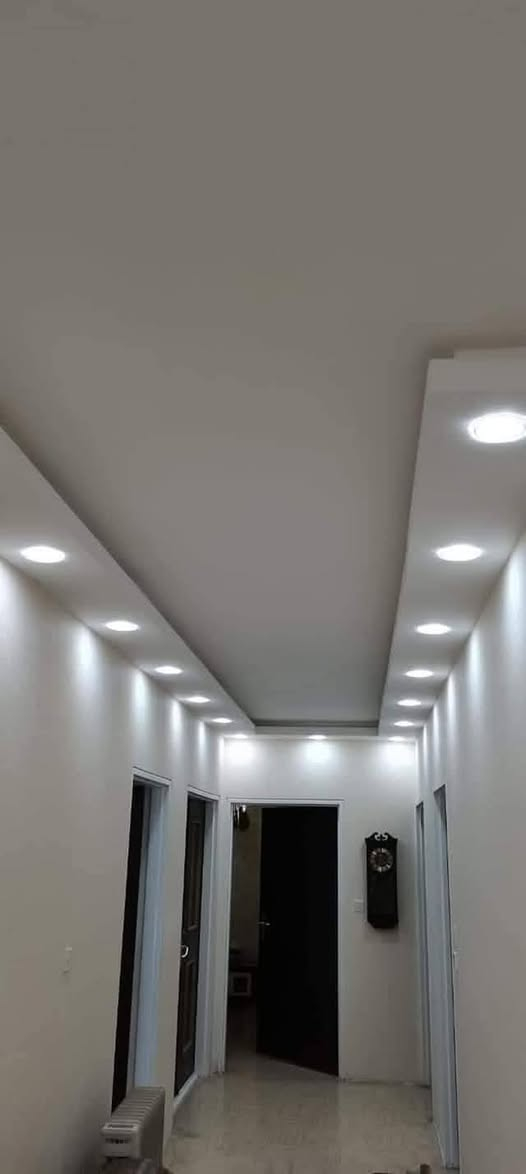 كادر 🏠صباغ معالجة رطوبه وعازل اسطح وكافة انواع صبغ *********** تواصل 📱بٱدارة  علي صباغ
