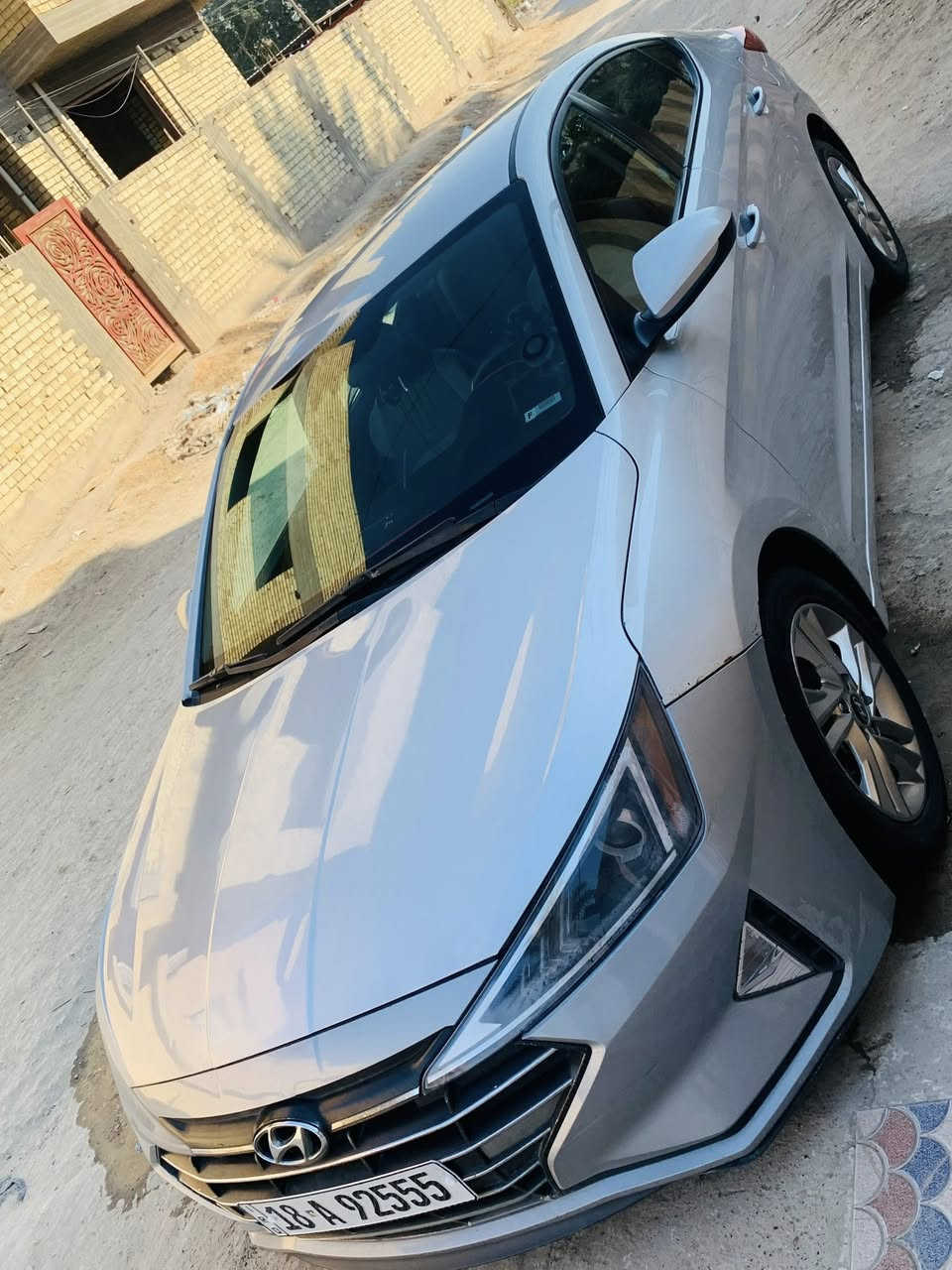 النترا 2019 مواصفات SEL حادثة موضح بصور
+ نصف البنيد صبغ فقط بدون دواخل ماشيه 71 
بابل باسمي سنويه لل 2030  للاستفسار الاتصال ***********
