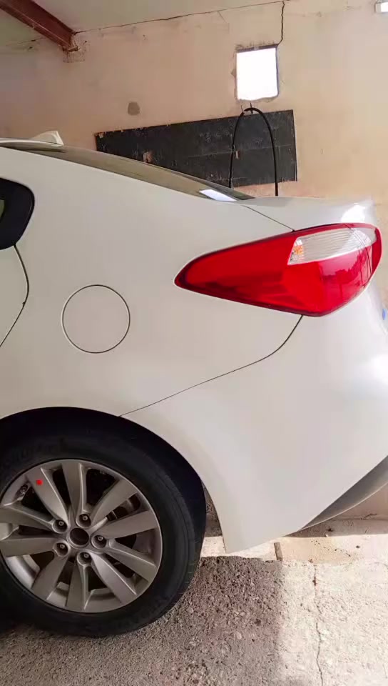 السلام عليكم كيا فورتي مريكي نص فول كير ومحرك 2000مكفولات  كتاب الفحص كدامك السعر 100 وبيه مجال العنوان ذي قار قرب الجامعه الستفسار ***********
