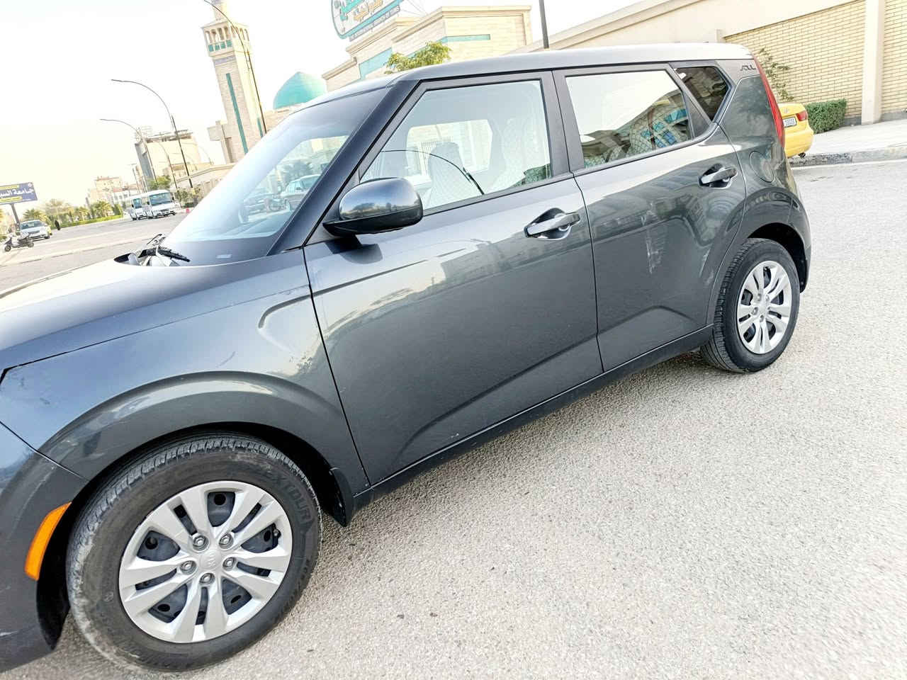 مراوس او بيع بكوري فقط
صول ٢١ موديل رقم كربلاء الدولي  واردامريكي قطعتين فقط بنيد وجاملغ السونار مرفق معا المنشور محرك دوش ٢٠٠٠  سعر ١٣٠ بيه مجال انشالله 
واذا مراوس حسب القناعه كلش عادي عنوان كربلاء  ***********
