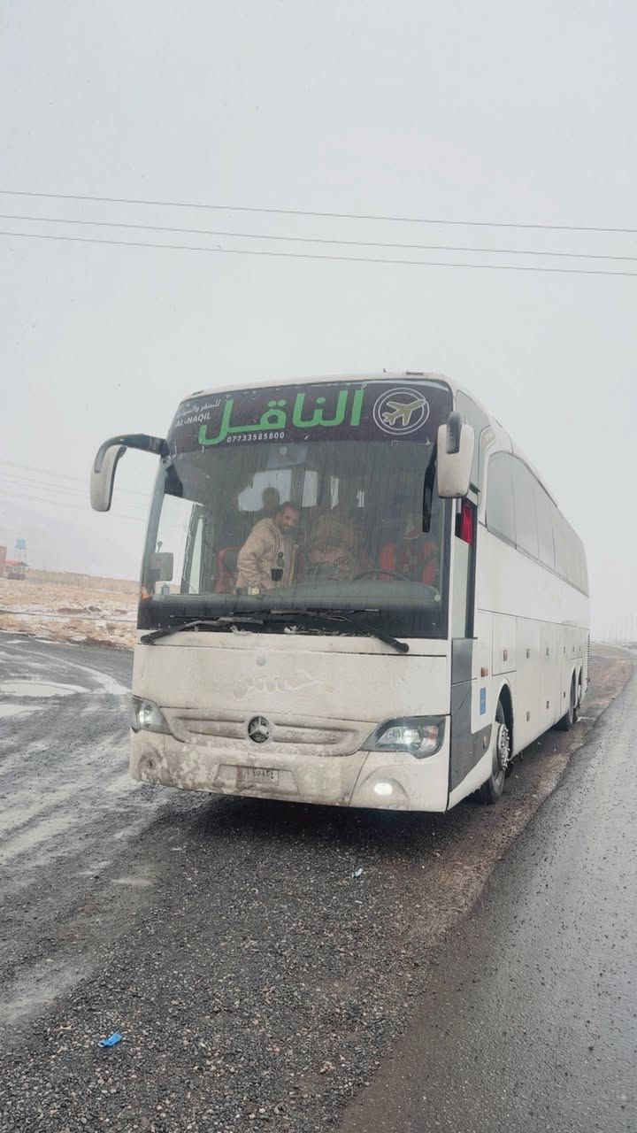 سلام عليكم اترفيكو Vab بيع او مراوس جيتي او ام سيوف عدد مقاعد 42 فوق موديل 2006 رقم كركوك كامله خراجيه وسنويه مكينه 8 كير عادي مكينه وكير واكسل ورتايدر كله شغال شرط جاهزا تخم تاير مكان بغداد السعر 625 وبيها مجال *********** للاستفسار
