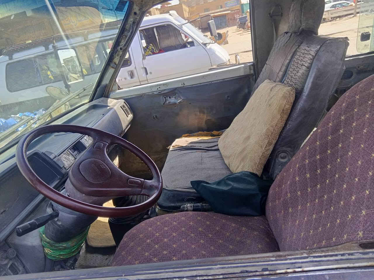 السلام عليكم كيا 93  مكينه وكير واكسن جدد شواصي جدد حداديه تخم تاير خير من الله رقم بصره ألماني سنويا نافذه مكاني بابل نادر السعر 20 وبيهه مجال ***********
