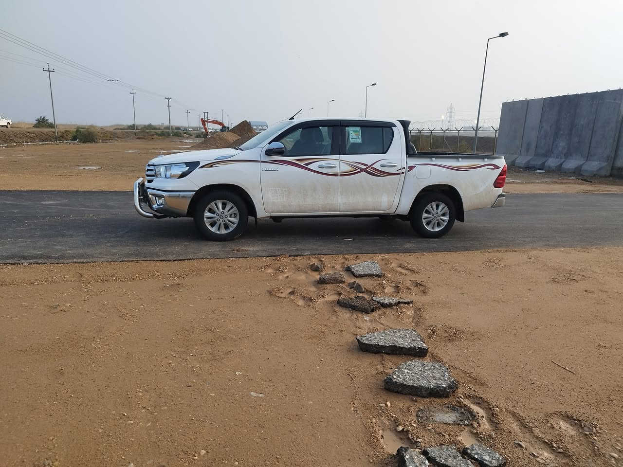 هايلوكس كويتي 24رقم بغداد بسمي تحويل شوكت ماتريد ماشيه 21الف مكفوله كفاله عامه من كل شيء السياره مكفوله سبيرها مانازل غراضه بعدهن بجيسهن باسمي باسمي تحويل ثاني يوم للاستفسار ***********
