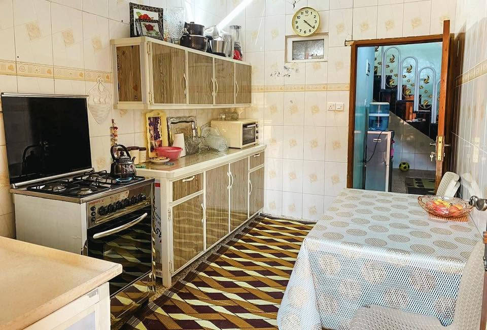 🏡دار للبيع موصل/ حي الإصلاح الزراعي 🏡
✅قرب مدرسة ثانوية دار العلوم للبنات✨

✅مساحة 125م واجهة 7ونص✨ 

✅ اتجاه قبله ✨

✅طابق واحد= استقبال + مطبخ + هول + غرفتين نوم + صحيات + بيتونة ✨ 

✅ كاشي + سيراميك + سقوف ثانوية   ✨

✅سند طابو ملك  شرط التحويل 🗞️

☑️للاستفسار مراسلة الصفحة ✨

 او الاتصال على الارقام المذكورة :

*********** 📱  *********** 📱
