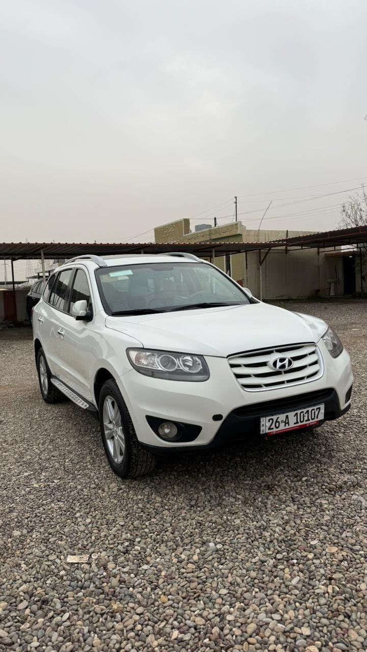 سنتافي موديل ٢٠١١
خليجي فول مواصفات 
محرك ٦ كير ومحرك شرط 
تبريد تدفئة سيارة جاهزه 
للبيع او المراوس حسب القناعة 
السعر ١٥٥ وبيها مجال 
مكان السياره الشرقاط
***********
