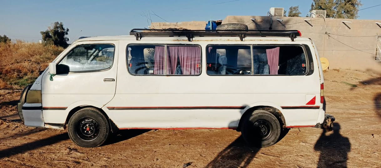 السلام عليكم فتون 2009 سياره حلوه مكينه جديده بشرط لا تبخر ولا تنقص گير بشرط كهرباء كله جديده صدر دبلات جديده باكيت دوشمه حلوه ونضيفه مداور ثاني يوم رقم انكليزي واسط باقي بس على الاستلام ( ملاحضه مكينه محور كاز يعني تفويله تنساهه) سعر 58 بيها مجال اتصل ودلل رقم *********** وتساب
