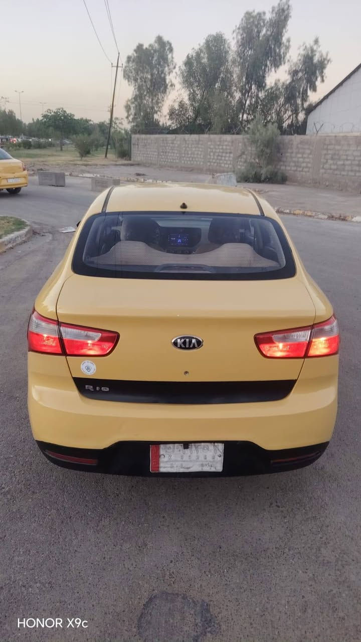 سلام عليكم البيع كيا ريو ٢٠١٥ خليجي بدون حدث ولا تبديل محرك ١٦٠٠ كير صدار تبريد جديد مكان بغداد دورة ابو دشيرسعر ٧٥ راقم ***********
