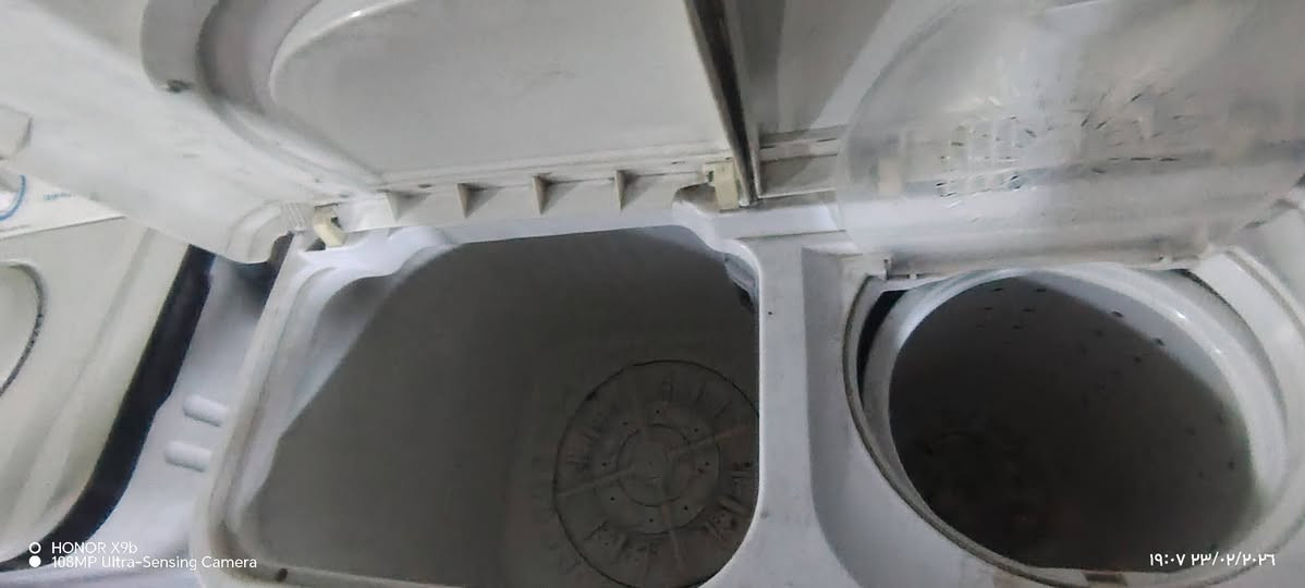 غسالات للبيع اي وحده 60الف بغداد رشاد شارع تانكي***********تصال اوتساب
