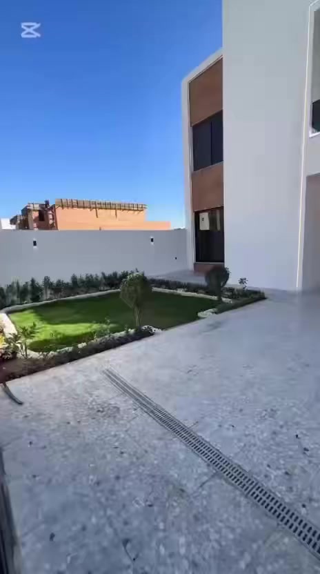 نموذج المربع الذهبي
بيت افقي بأفضل سعر متر في بغداد بـ1.700.000 IQD
اغتنم الفرصة زورونا في مقر شركة برج الريف الداوودي شارع التانكي 
فقط 3 دقائق من تقاطع العامرية ومحاذي لشارع الزيتون 
 3 بوابات رئيسية – مدخل سكني معزول ومدخل للضيوف
 مدرستين دولية (ابتدائية + ثانوية)
 مسجد –  مستوصف –  روضة أطفال
 مساحات خضراء ومائية
 مول تجاري بمساحة 4000 متر
📞 للاستفسار: ***********
