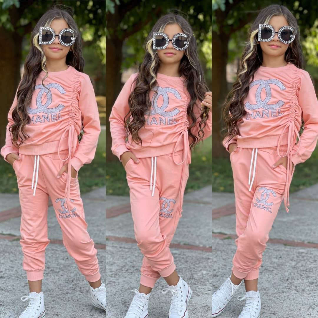 ✅جديد✅ربيعي✅
🚩بيجاما بناتي وسط 
🚩قماش توفليس خامية تقيله
🚩قياس 4،6،8،10،12
🚩امبلاج عليقه وكيس
✅السعر ....✅


**إذا كنت صاحب هذا الإعلان وتريد حذفه لأي سبب، رجاءا أرسل رسالة إلى الدعم الفني**